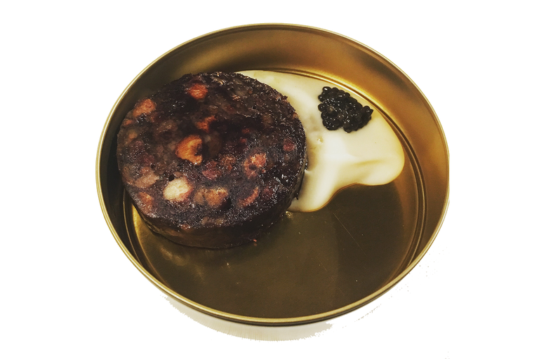 Wichtig bei der Störblutwurst ist, sie nicht zu lange zu grillen. 