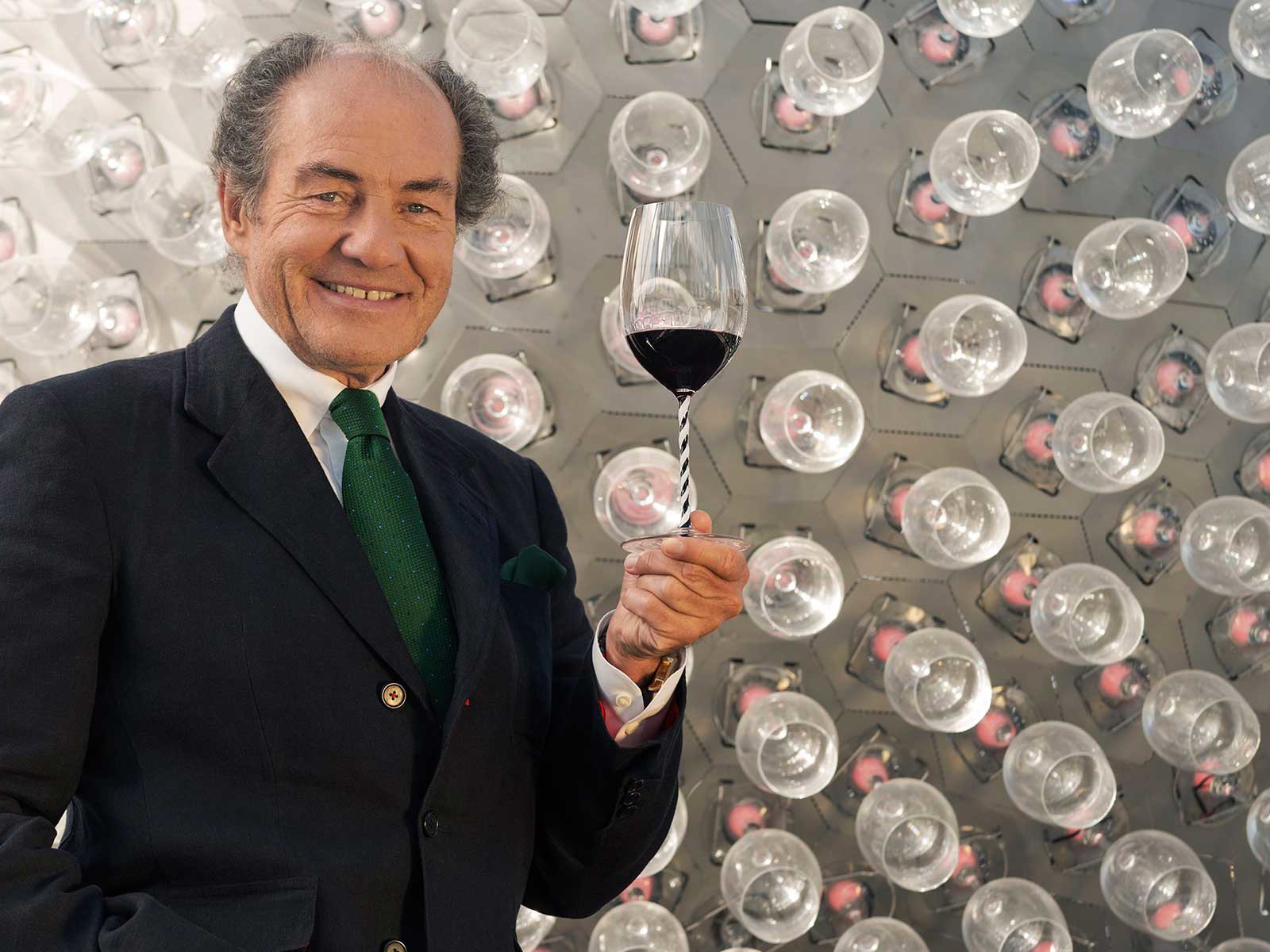 Der Glashersteller wird von »Wine Spectator« für seine Pionierarbeit ausgezeichnet.