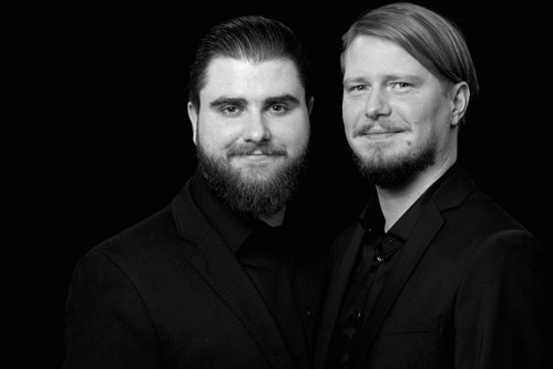 Benjamin Herzog und Dominik Vombach Die Chefredaktoren von Falstaff Schweiz sind ausgewiesene Experten in den Bereichen Wein, Bier und Spirituosen – allen voran Whisky.