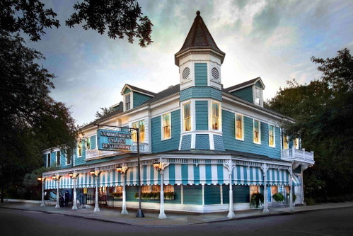 »Commander’s Palace«: eine Institution im beschaulichen Garden District mit Haute Creole Cuisine.