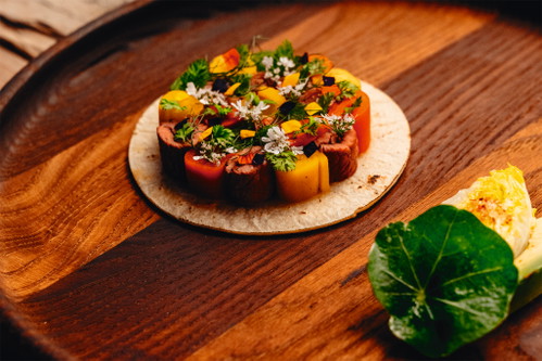 Tacos mit Piment d’Espelette und süßem grünen Pfeffer.

