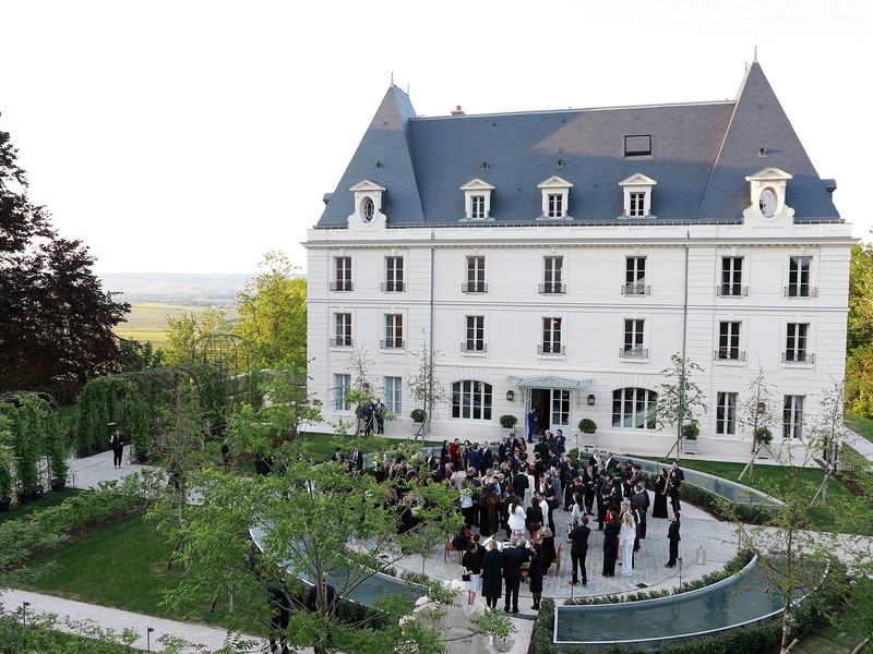 Zutritt zum Château de Saran erhalten Gäste nur auf EInladung des Champagnerhauses.