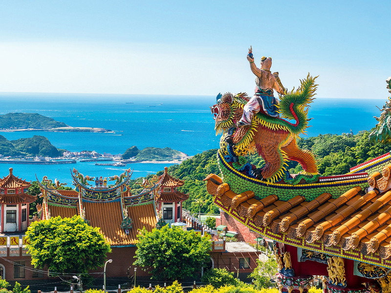 Die alte japanische Goldgräber-Stadt Jiufen bietet koloniales Flair und taiwanische Tempel mit Aussicht.