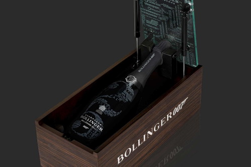 Champagne Bollinger Millesimé 2011 »James Bond Special Edition« – mit allen 25 Bond-Filmen verewigt.