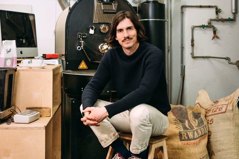 Shem Leupin arbeitet seit sieben Jahre für Stoll Kaffee.