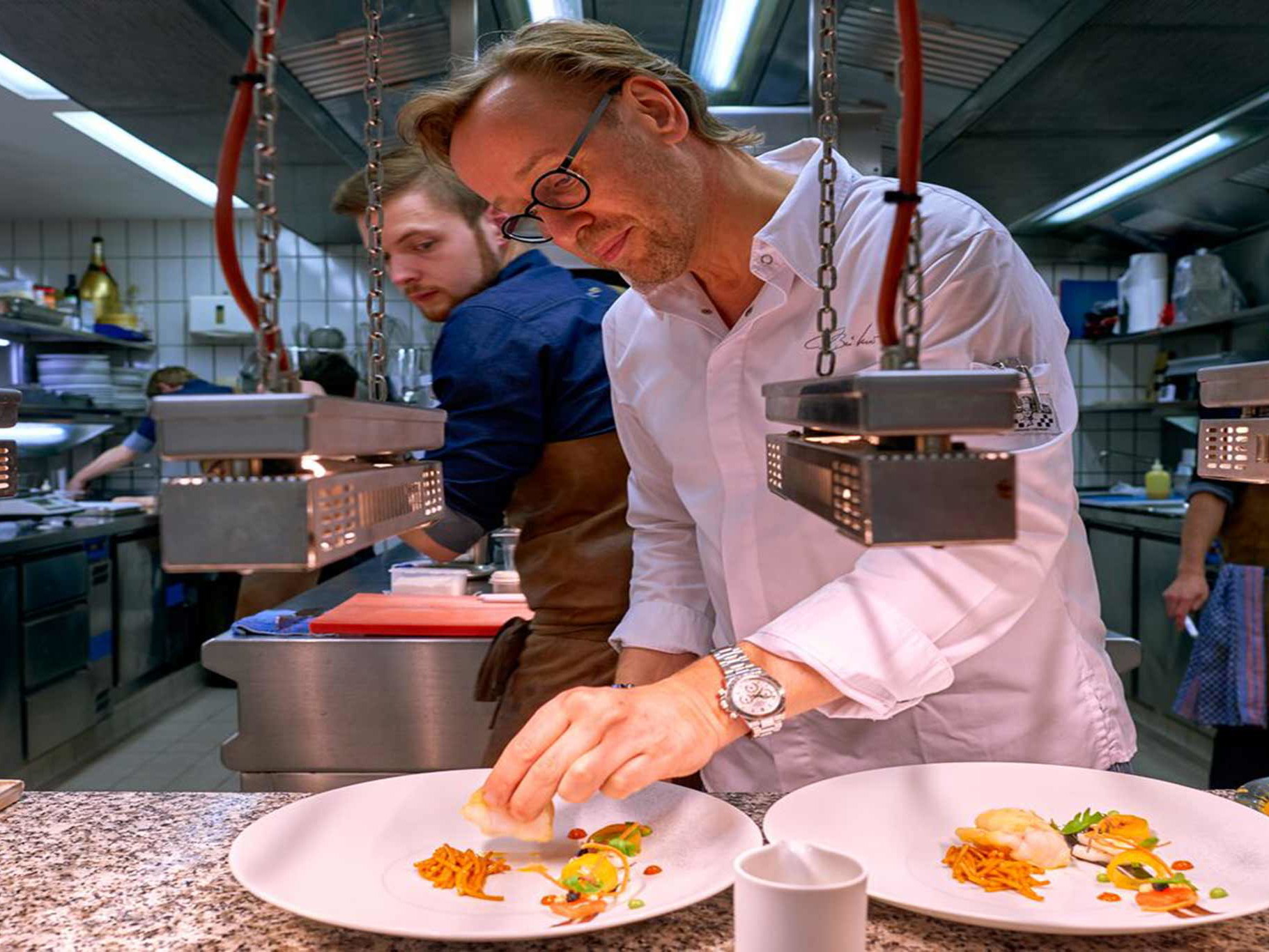 Sterneköche wie Thomas Bühner erleben extreme Hochs wie auch Tiefs in ihren Karrieren.