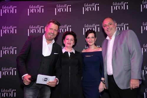 Moderator Mike Süsser, Waltraud Hutter (Genusshauptstadt Graz), Alexandra Gorsche (Herausgeberin Falstaff PROFI) und Grazer Gemeinderat Harry Pogner.