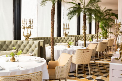 Das Restaurant «La Terrasse» im Grand Hotel «Victoria-Jungfrau» in Interlaken. Hier wirkt die junge Sommelière Daniela Wüthrich.