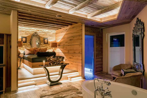 Die privaten Chalets mit eigenem Spa laden zum richtigen genießen ein.