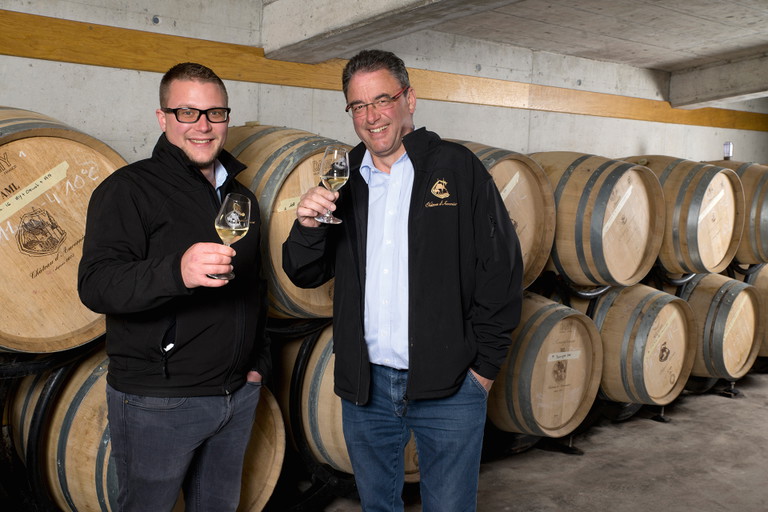 Thierry und sein Sohn Henry Grosjean erzeugen auf Château d’Auvernier exemplarische Weine.