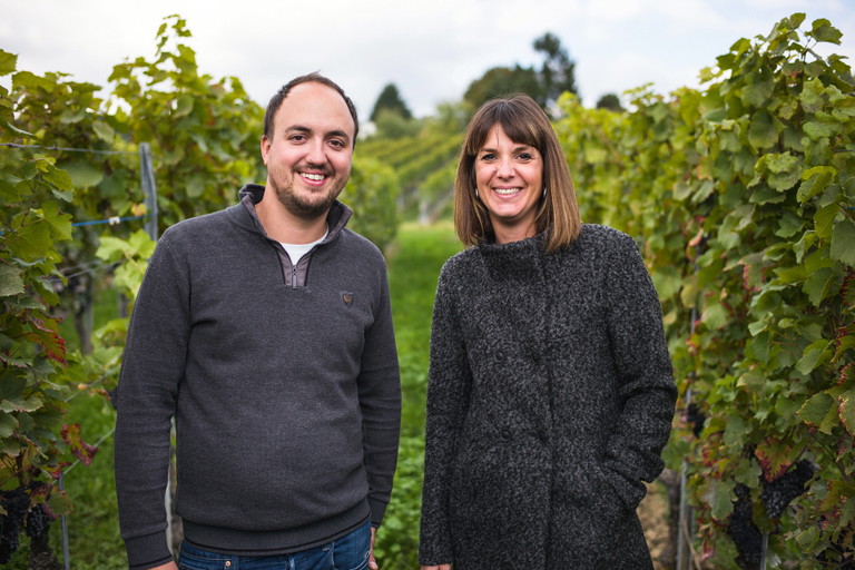 Benoit de Montmollin (l.) und seine Schwester Rachel Billeter leiten seit zwei Jahren die traditionsreiche Domaine de Montmollin.
