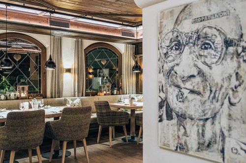Das Restaurant im Hotel »Sieghard« in Schwendau zählt zu den Klassikern im Zillertal. Seit vielen Jahren eine verlässliche Adresse mit bodenständiger, aber auch innovativer Küche. Eine perfekte Gradwanderung.