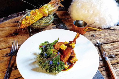 Lukas Ziesel und sein Team überzeugen im Restaurant »Völlerei« mit kreativ, moderner Gourmetküche und Pinzgauer Spezialitäten.