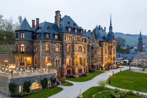 »Schloss Lieser«, Lieser