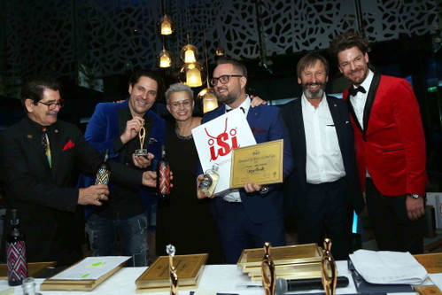 &nbsp;Der Gewinner der »Rick Gin«-Gruppenbewertung und Barchef der »Sunnybar« György Horvath.