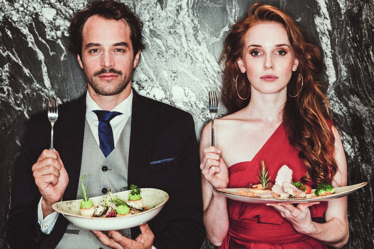 Eine andere Darstellung von gehobener Gastronomie. Heldentheater fotografiert »aufregend«.