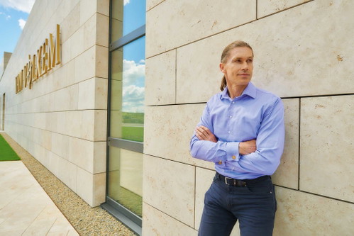 Roman Niewodniczanski von »Van Volxem« in Wiltingen.