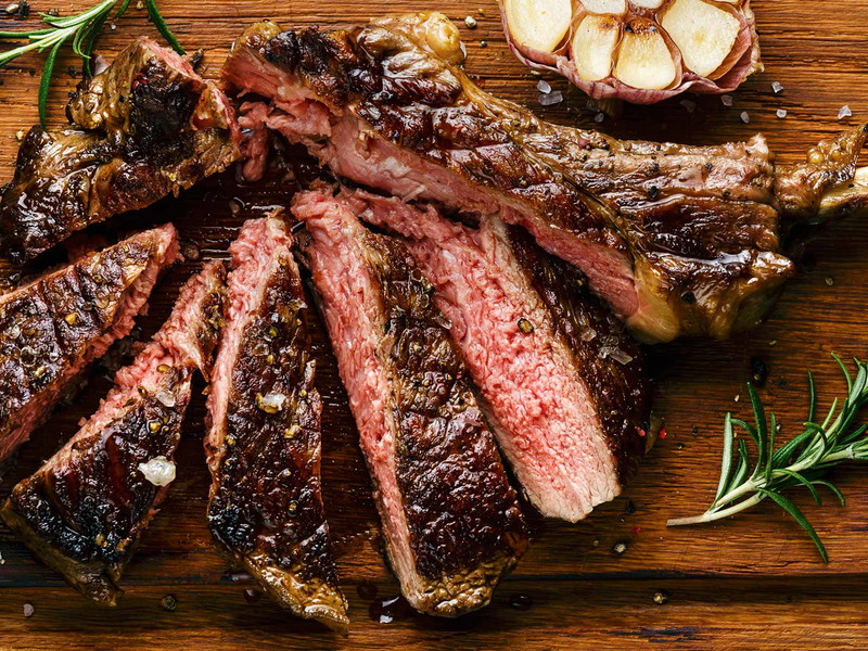 Auf den richtigen Cut kommt es an? Von wegen. Die Zuschnitte sind heute international, nicht aber die Konzepte der Steak-Restaurants.