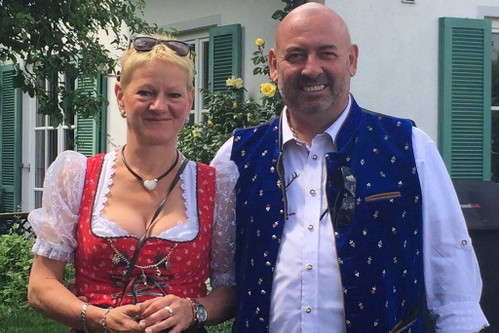Kali Schneider mit seiner Lebensgefährtin Anke Berger.
