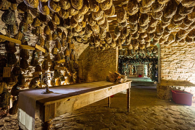 Reiferaum für Culatello bei Parma
