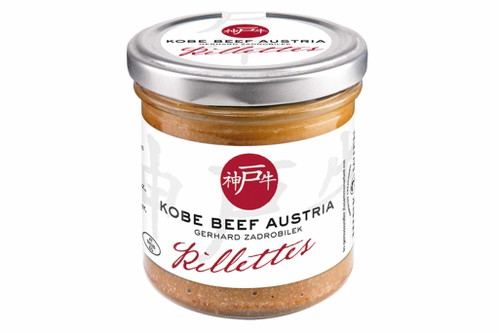 Steak im Glas Die aus Japan stammenden, vor allem in der Gegend um Kobe gezüchteten Rinder der Wagyu-Rasse sind für ihre einzigartig marmorierten Steaks berühmt, seit ein paar Jahren werden sie auch in Österreich gezüchtet. Weil aber auch alles rund ums Steak köstlich ist,&nbsp; macht »Hink« aus dem herrlich fetten Fleisch Aufstrich und Rillettes im Glas – das Grammelschmalz für Steakliebhaber, sozusagen. Kobe Beef Austria Rillettes, 130 g um € 10,69. hink.wien