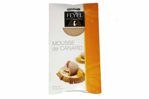 Freiland-Mousse Eine feine Entenmousse aus den Lebern von ungestopften Freiland-Enten von »Feyel«, einem Betrieb, der im Alsace bereits seit über 200 Jahren Pasteten und Terrinen fertigt. Das Label Rouge bürgt für die hohe Qualität. 2 x 40 g um € 3,89 (exkl. USt). schenkel.at