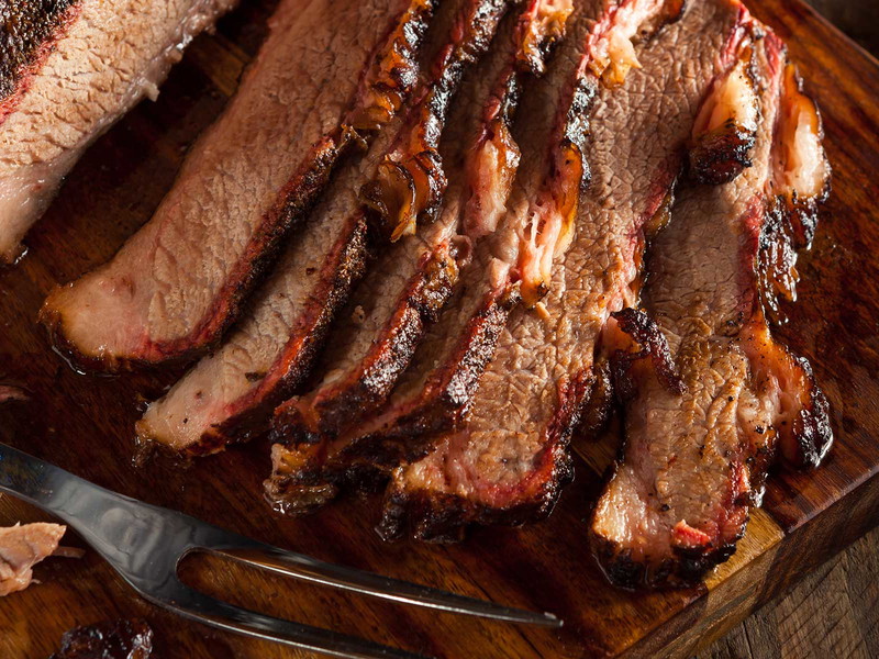 In Texas legt man sich eine Scheibe Brisket in eine Semmel – fertig ist der schnelle Snack.