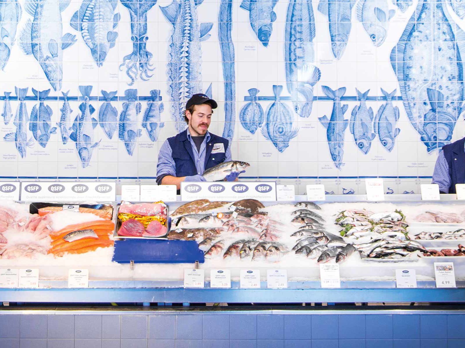 Von Lachs bis Loup de mer: gigantische Auswahl im Frischeparadies.