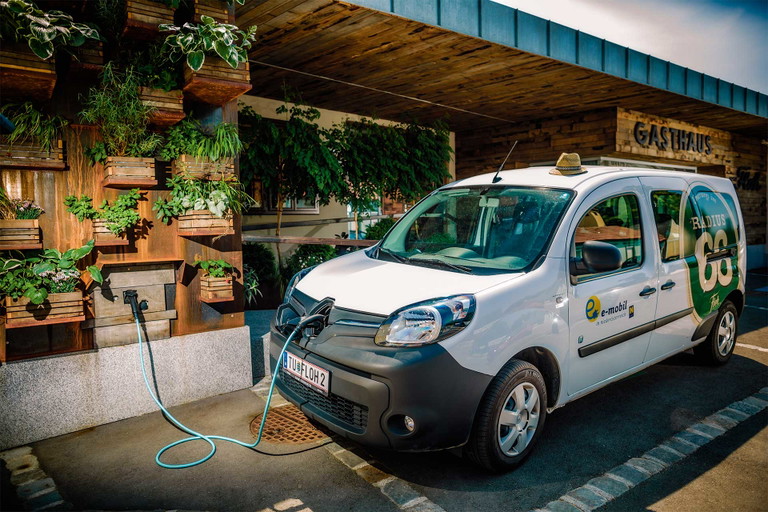 Die E-Tankstelle ist ein Entscheidungskriterium für Gäste.