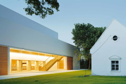 Lisztzentrum: perfekte Symbiose aus moderner Architektur und historischen Bauwerken.