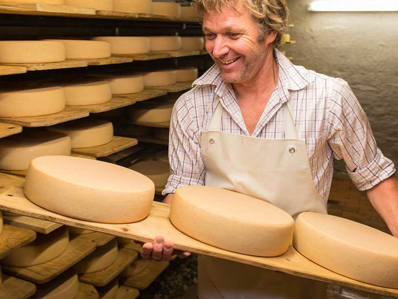Thomas Breckle verfeinert Allgäuer Bergkäse.