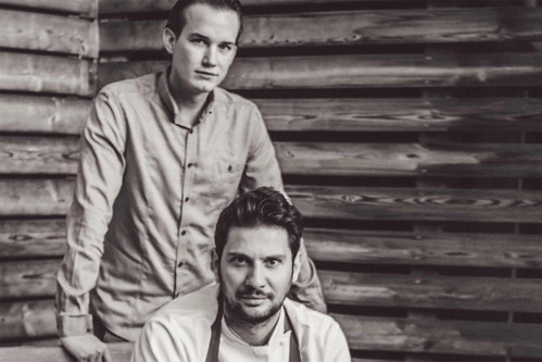 Im Restaurant »Ratschen« des Weinguts Wachter-Wiesler bewirten Thomas Fassl und Stefan Csar auf höchstem Niveau.