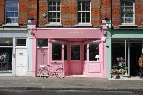 »Humble Pizza« serviert, was der Name verspricht – aber die Pizza wurde neu gedacht.