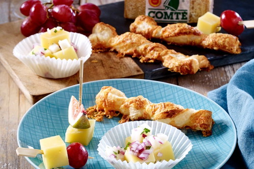 Käsehäppchen mit Birnensalsa, Käsestangen und fruchtige Käsespiesse Rezept