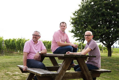 Hannes, Peter und Christoph Artner aus Carnuntum setzen auf eine große Zukunft für den Syrah... sowohl in reinsortiger Form als auch als Verschnittpartner.