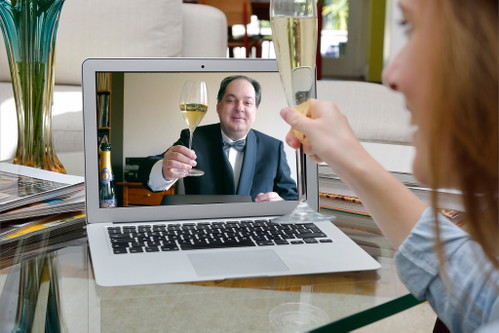 Das www macht seinem Namen alle Ehre: Chatten mit Winzern in Georgien oder mit Sommeliers aus New York – alles kein Problem.