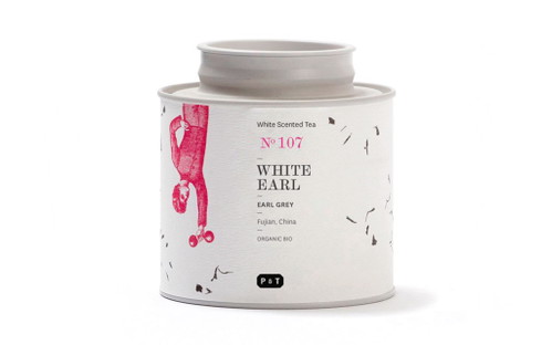 White Earl – 98 Falstaff-Punkte: Wenn Sie bis heute der Meinung waren, ein Earl Grey muss schwarz sein, werden Sie dies mit diesem Tee überdenken: ein edel-sanfter, an frisch gepflückte Vanilleschoten erinnernder Duft, ein zart-frisches, aber intensives Bergamotte-Erlebnis lässt mit diesem Weißen Tee alle Traditionen überdenken. 
paperandtea.ch
