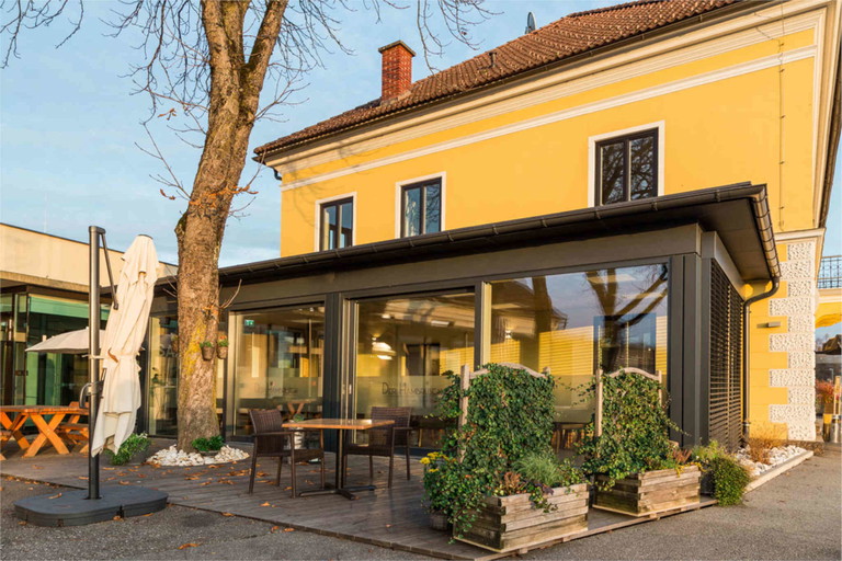 Der Wintergarten von außen.