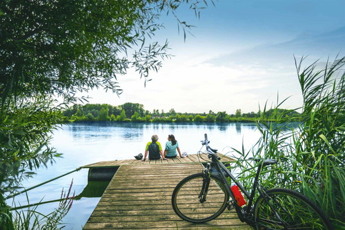Die direkt neben der Donau gelegenen&nbsp; Feldkirchner Badeseen laden zur Rast ein.
