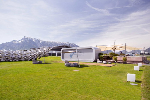 Kulinarischer Sommer-Hotspot: »Hangar-7 Outdoor-Lounge« am Flughafen.