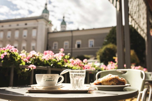 Viel mehr Tradition geht auch nicht: »Café Tomaselli«.