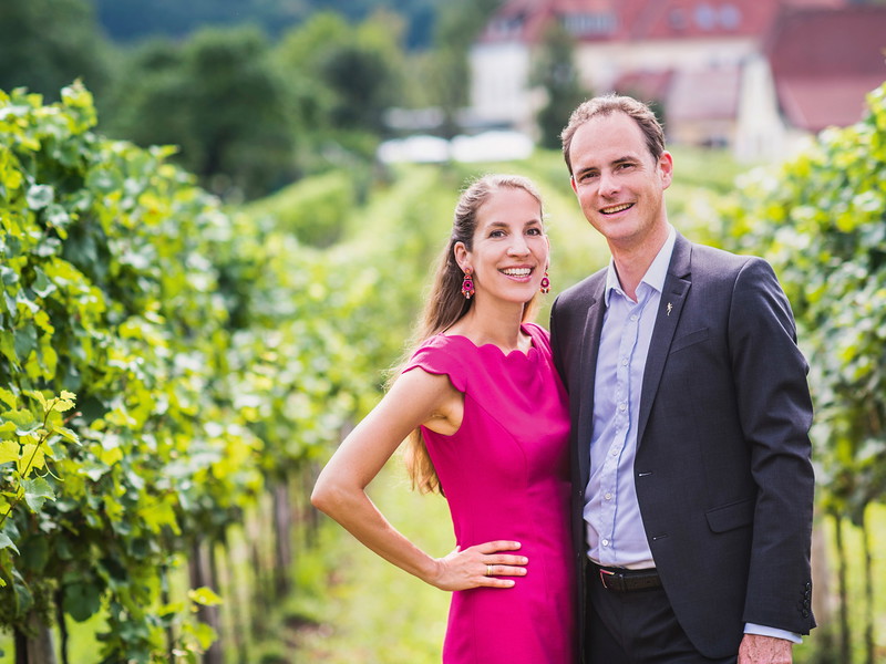 Julia und Herwig Jamek führen das bekannte Weingut in Joching.