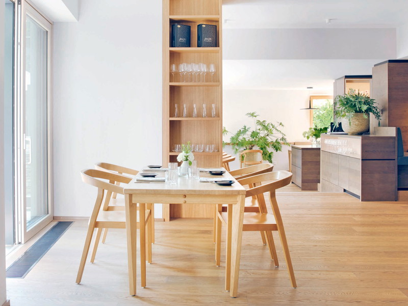 Modernes Design und gepflegte Landhausküche im »Markthaus«.