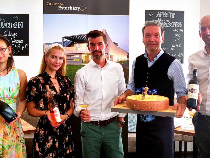 Anna Gézárt (Etyeki Kúria), Adisa Hadzajic (Belle Rosé), Bernd Demmerer (Weingut Esterházy), Wolfgang Hammerl (Vorarlberg Milch) und Matthias Steinlechner (Weingut Esterházy)