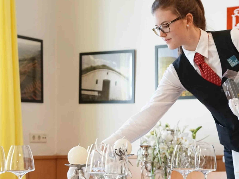 Werde das nächste Falstaff Young Talent in der Kategorie Gastgeber!
