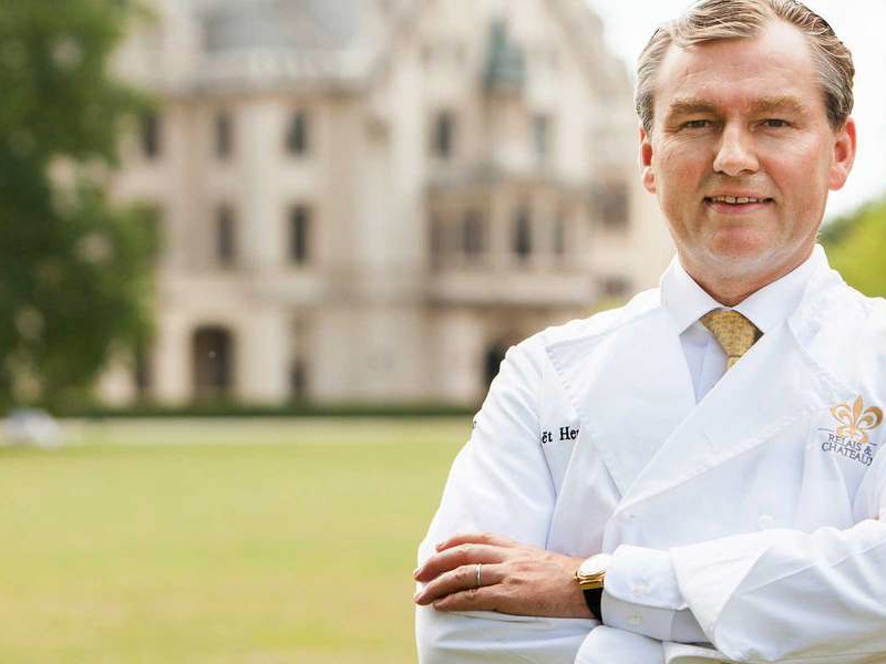 Starkoch Toni Mörwald lädt ins Restaurant »Schloss Grafenegg«.