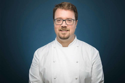 Stéphane Décotterd setzt im «Pont de Brent» nur mehr auf lokale Ingredienzen. Ein echter Gewinn für sein Lokal und die gesamte Region.