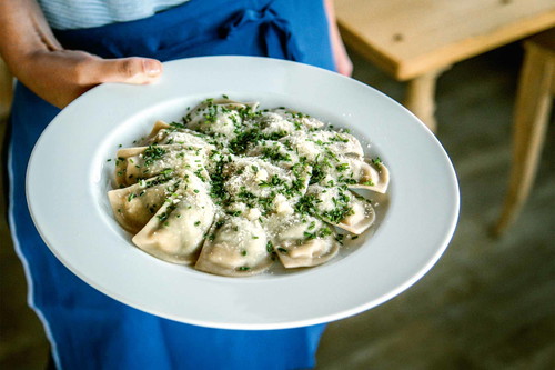 Köstlichkeiten aus der bäuerlichen Küche wie Schlutzkrapfen.