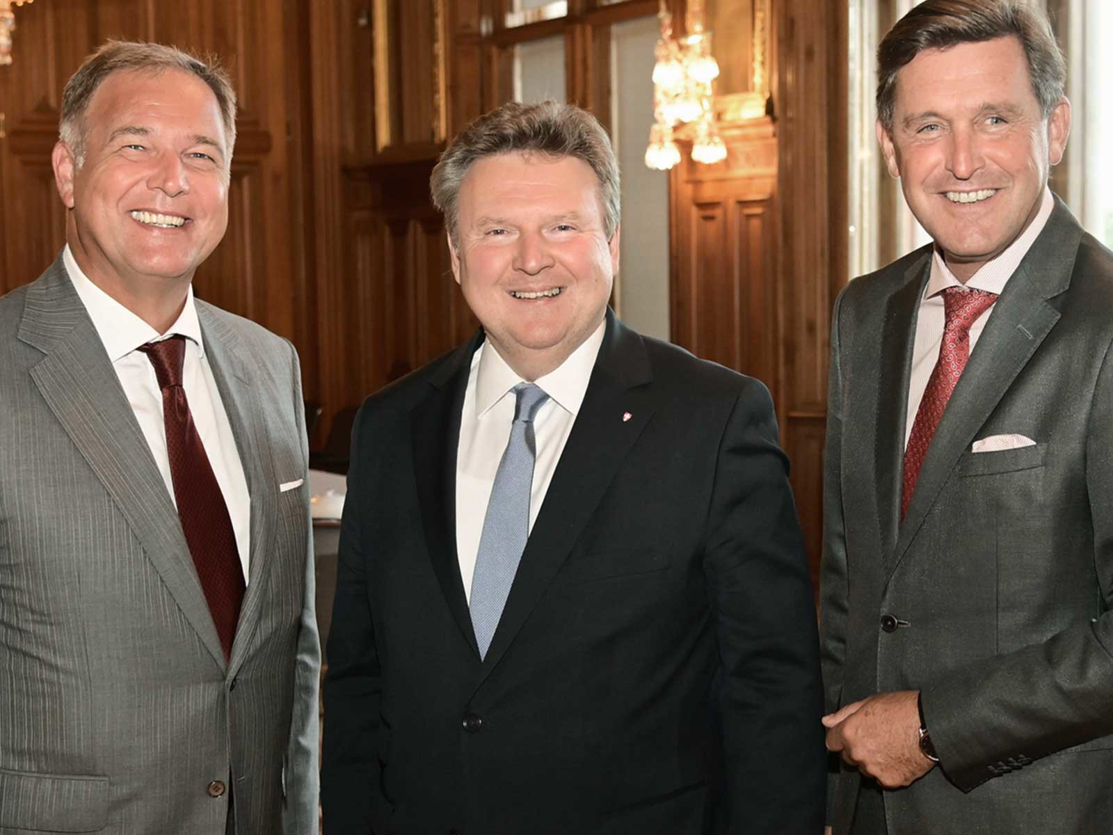Bürgermeister Michael Ludwig (Mitte), Wirtschaftskammer-Wien-Präsident Walter Ruck (l.) und Finanzstadtrat Peter Hanke.
