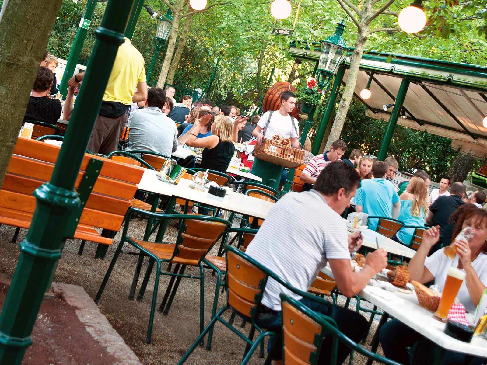 Heuer sind es exakt 100 Jahre, dass die Familie Kolarik im Wiener Prater die Benchmark für Biergenuss in Wien vorlegt.